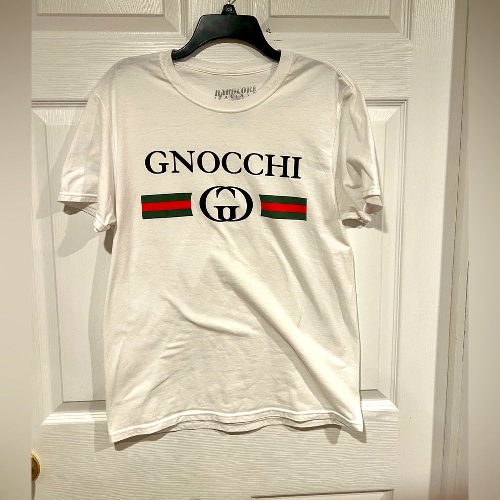Italy Inspired Gnoochi T-Shirt. Mens Medium